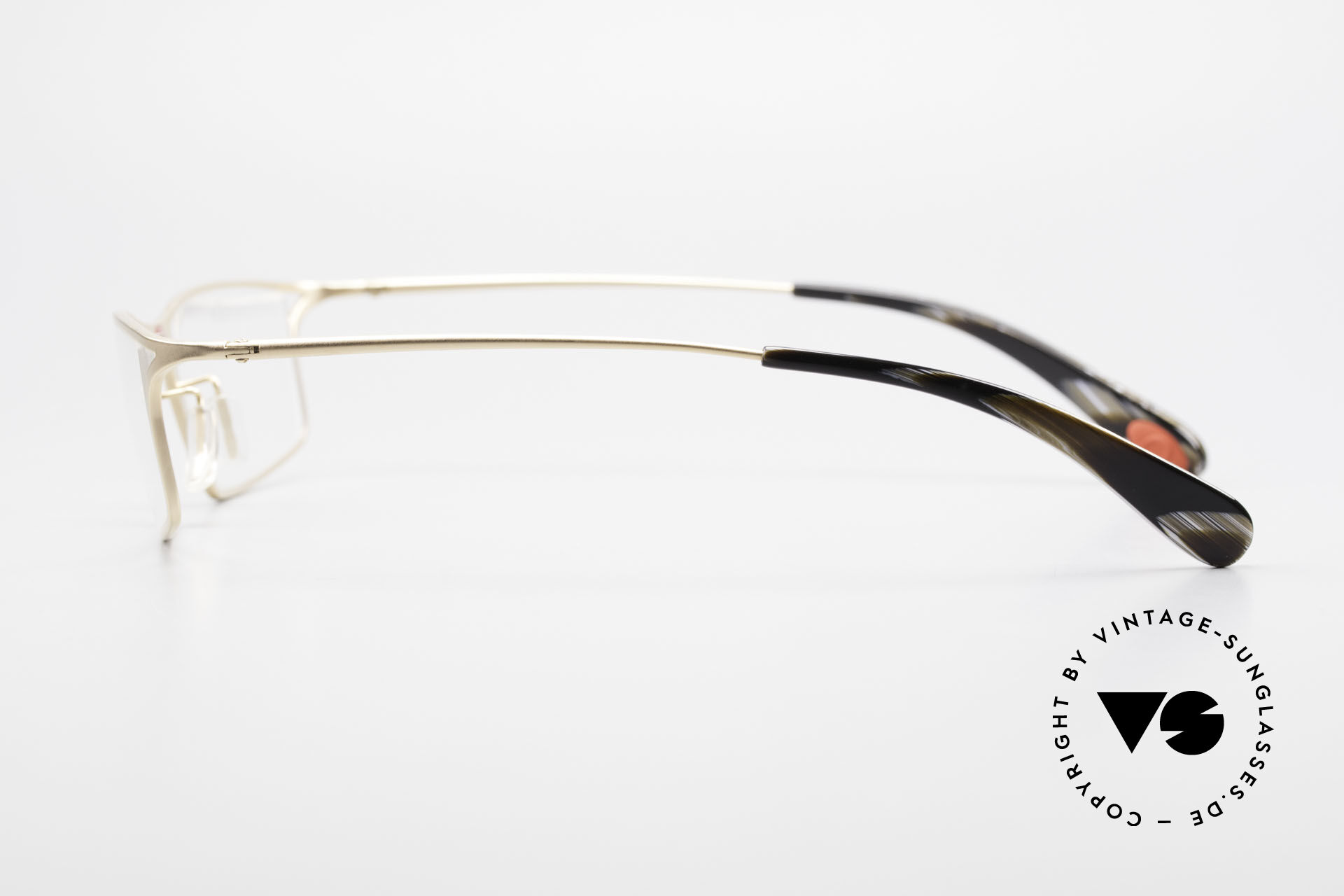 Upscale eyeglass frames discount