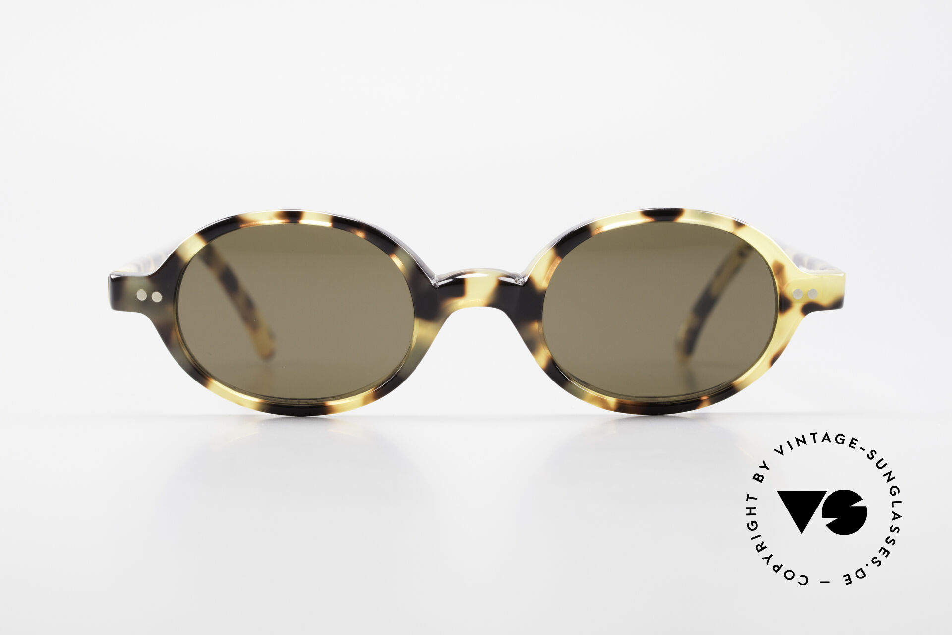 Sunglasses Cutler And Gross 0158 Small Oval Designer Sunglasses