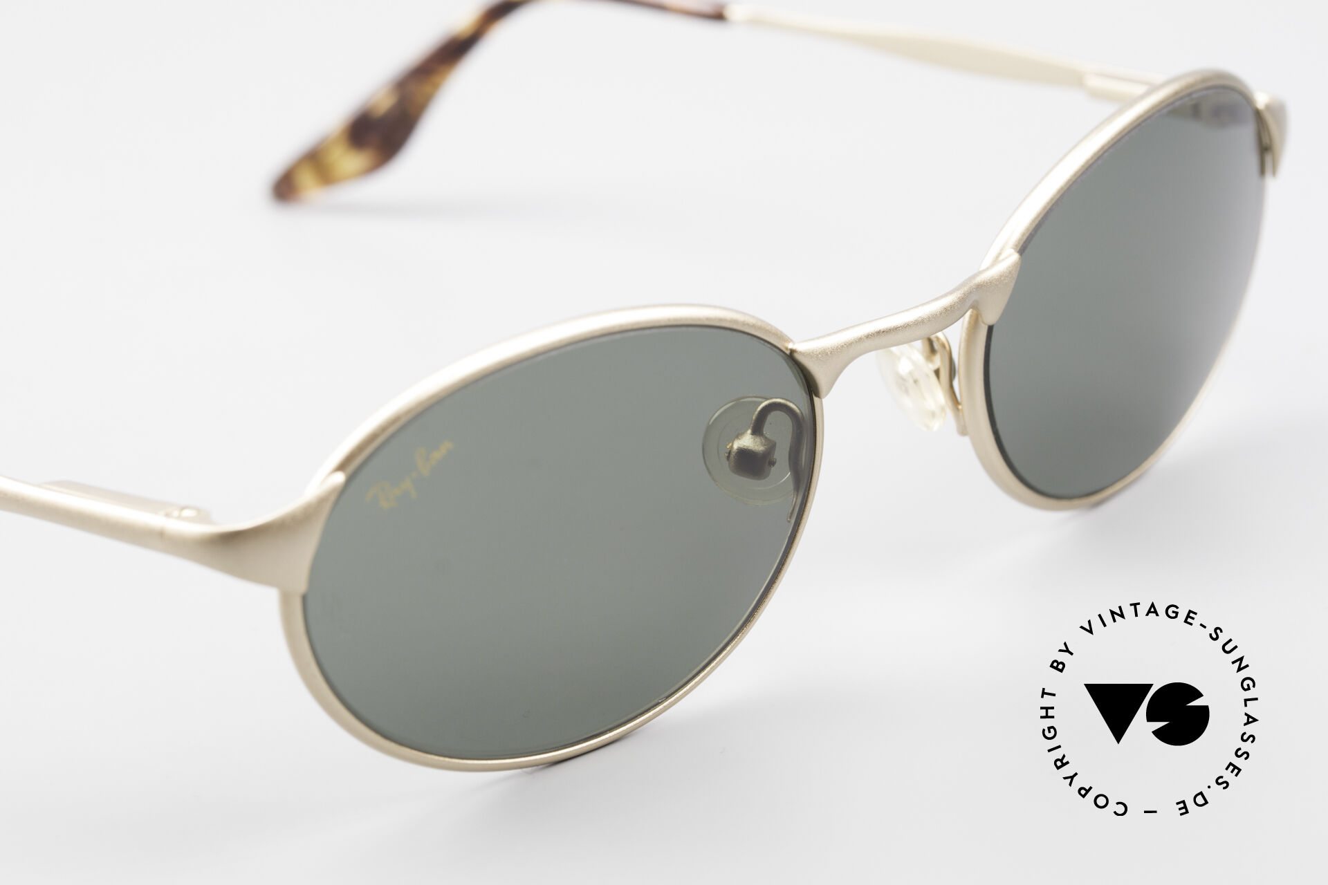 Ray ban high top street