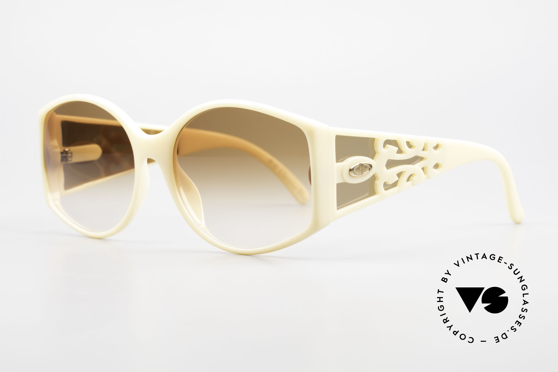 Designer hotsell sunglasses dior