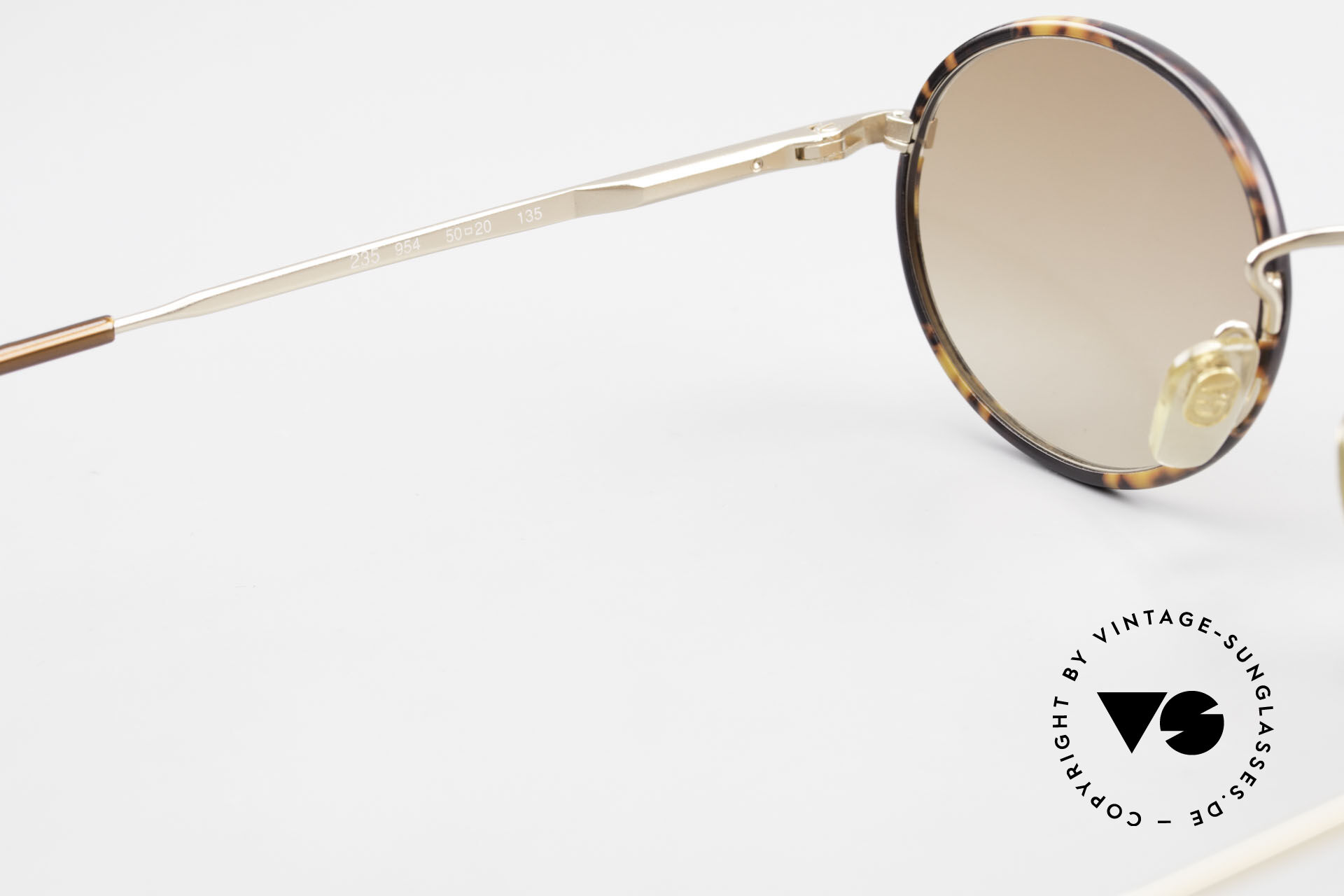 Sunglasses Giorgio Armani 235 Oval Vintage 80's Sunglasses