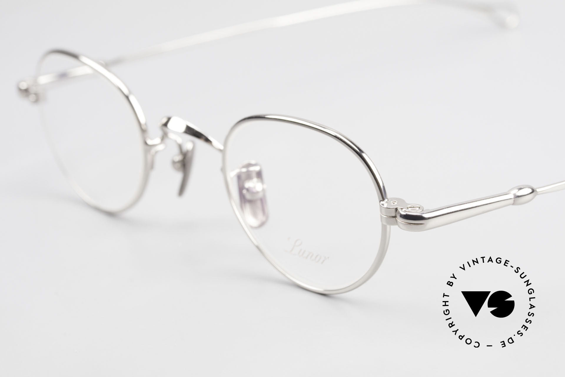 Glasses Lunor V 103 Timeless EyeglassFrame