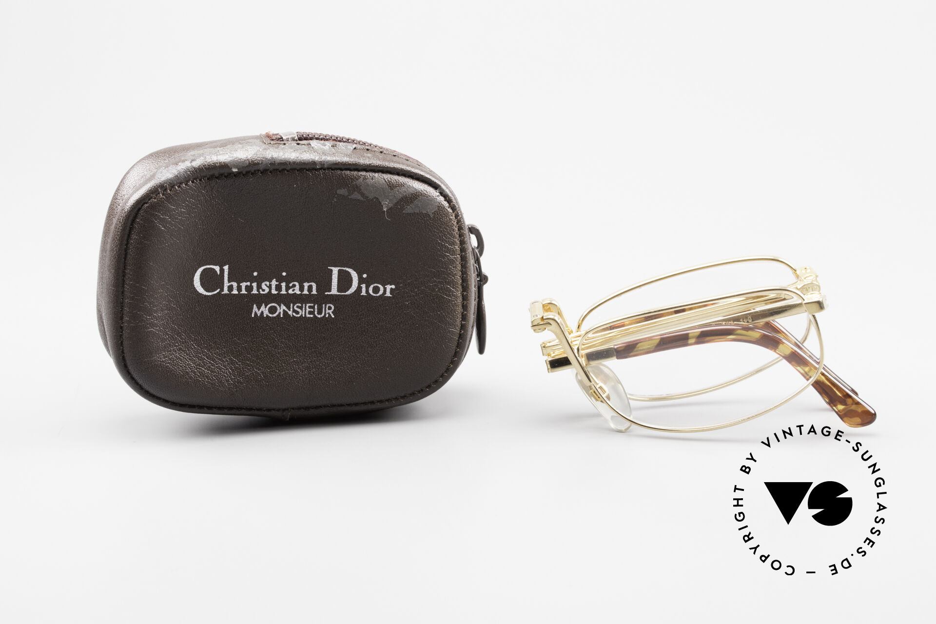 Vintage folding glasses top
