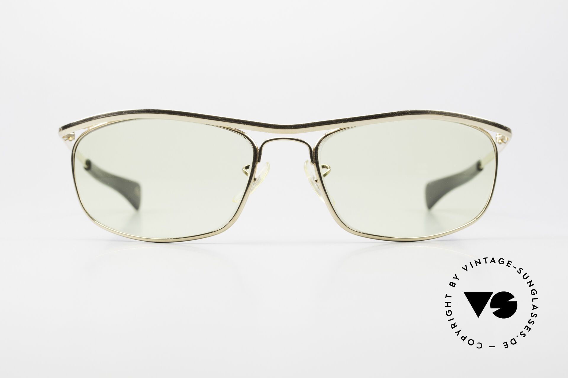 Peter fonda 2025 sunglasses