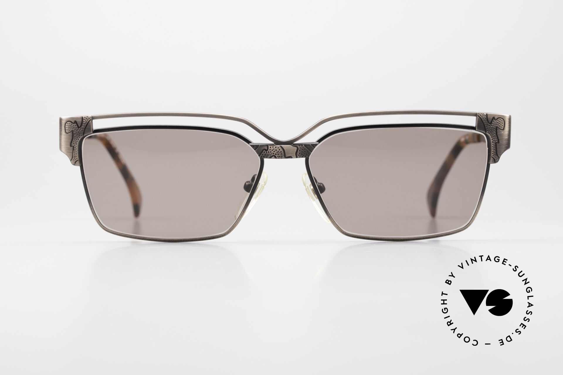 Sunglasses Alain Mikli 5665 / 010 Striking Vintage Frame Titanium