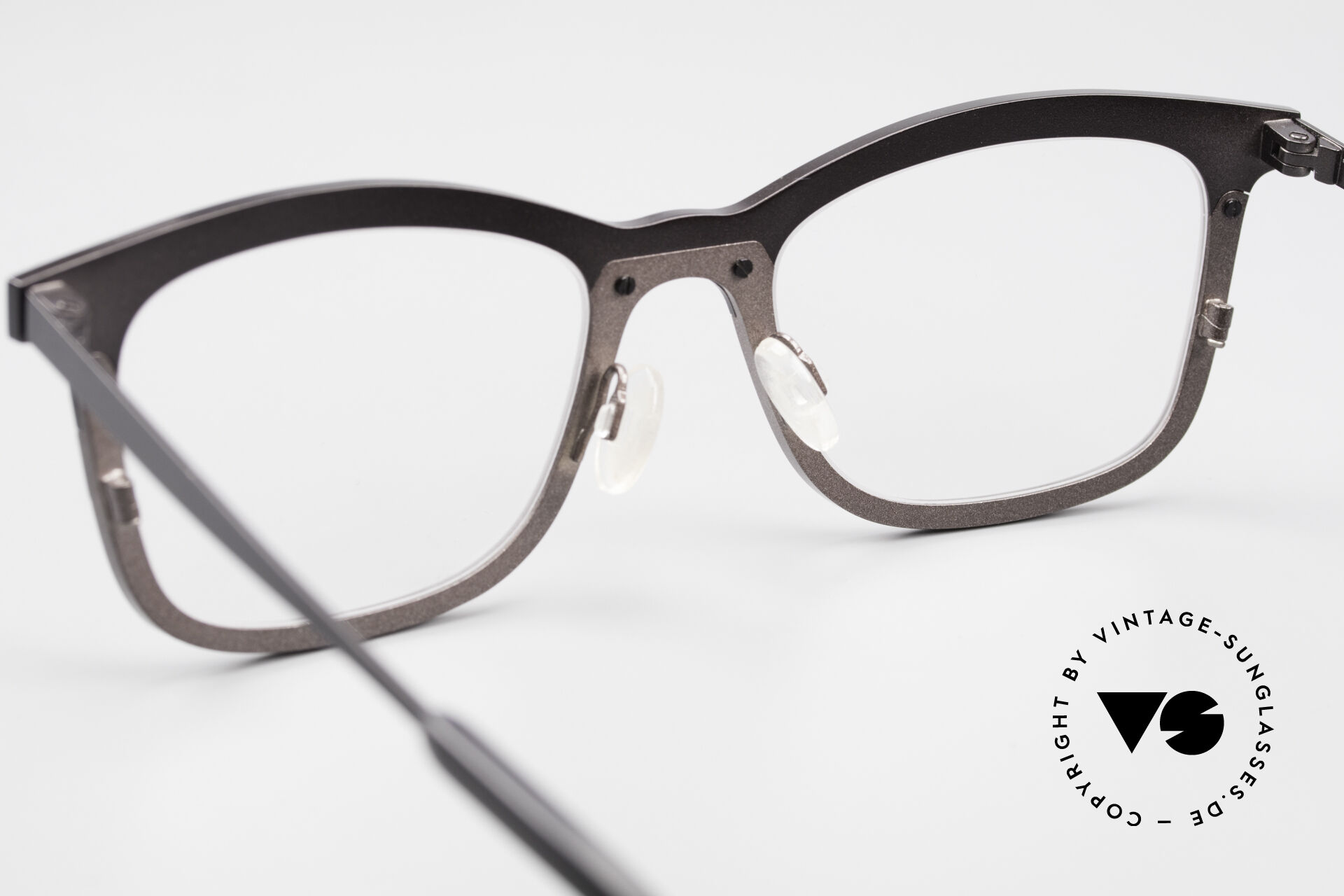 Eyeglass frames top size 55