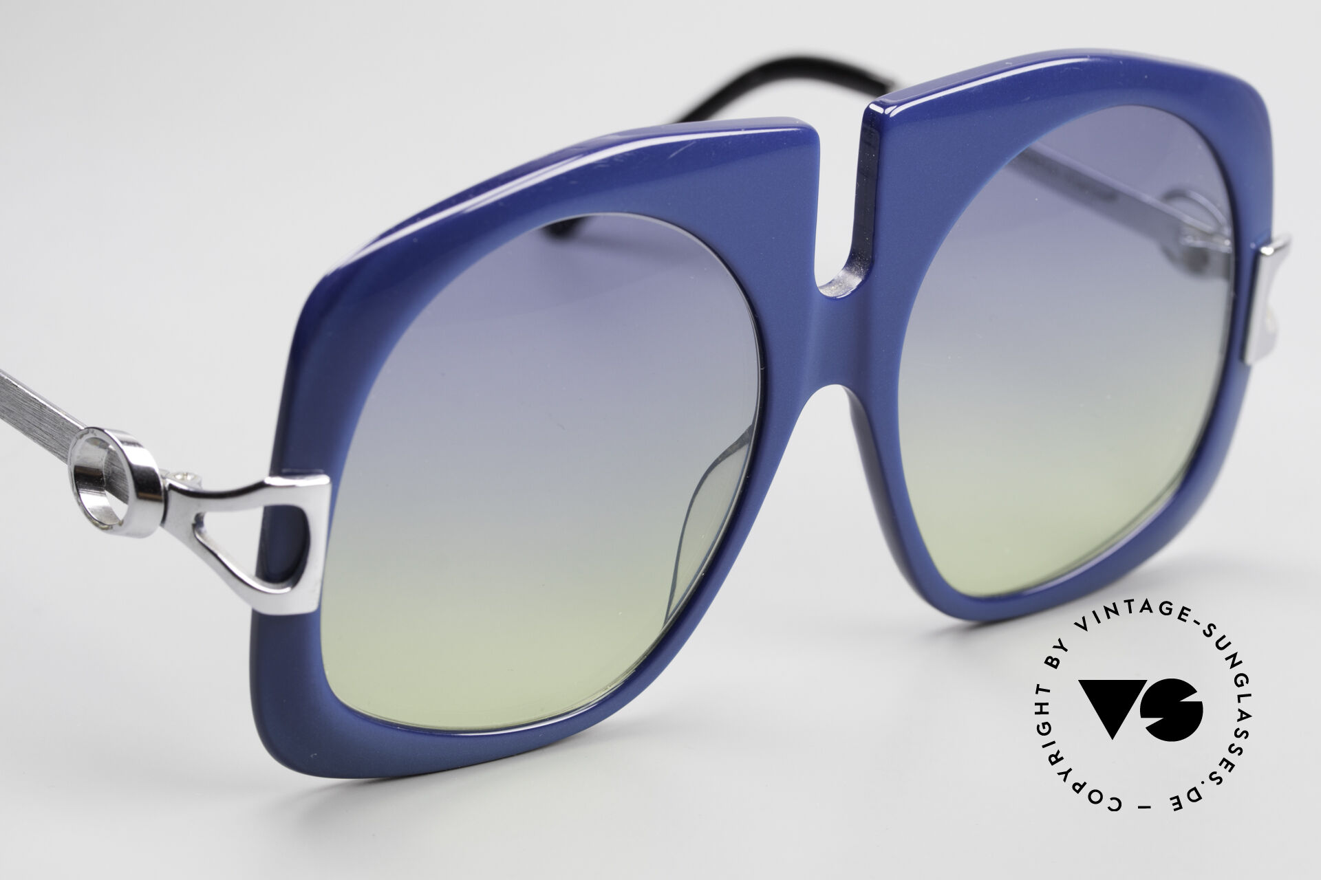 Lunettes De Soleil Vintage MARIE CLAIRE Années 70 - Monture Oversize Blanche - Occasion