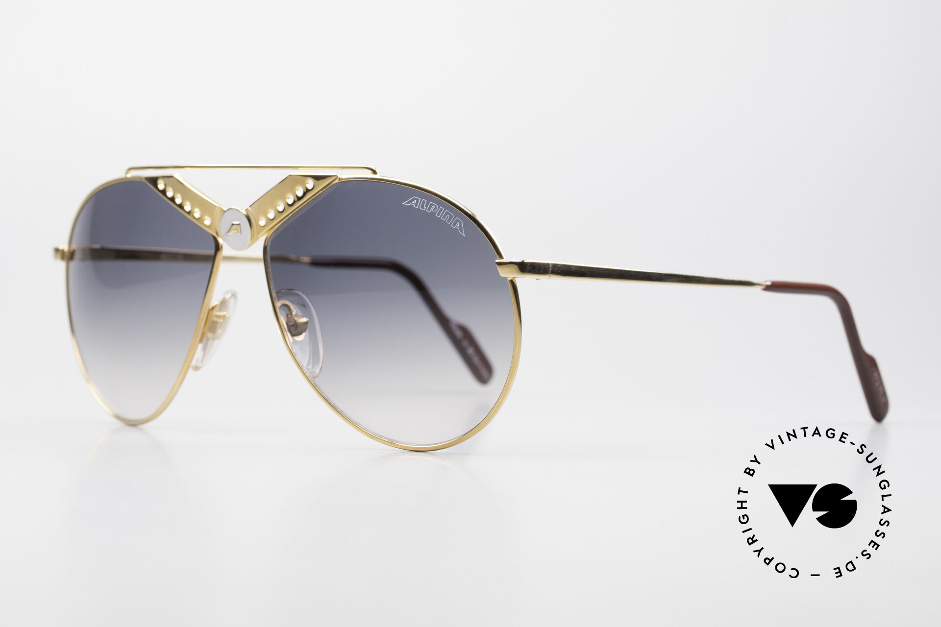 Alpina glasses top