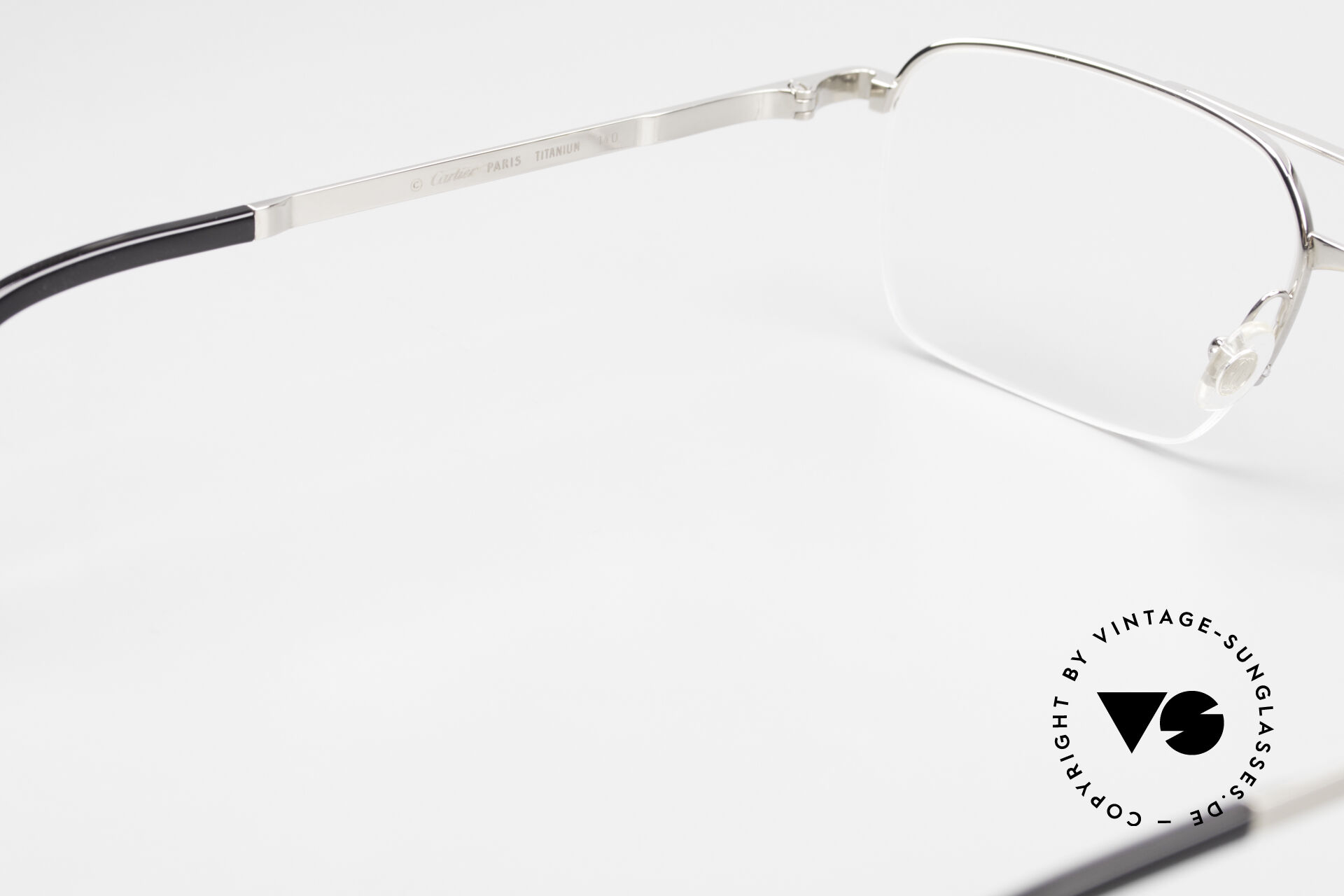 Cartier Semi T Eye Titanium Frame Semi Rimless