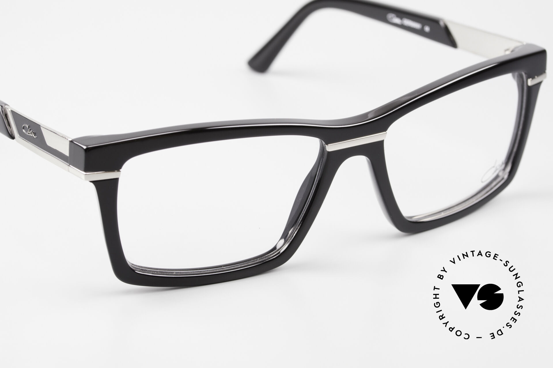 Cazal 6015 Ladies And Gents Eyewear