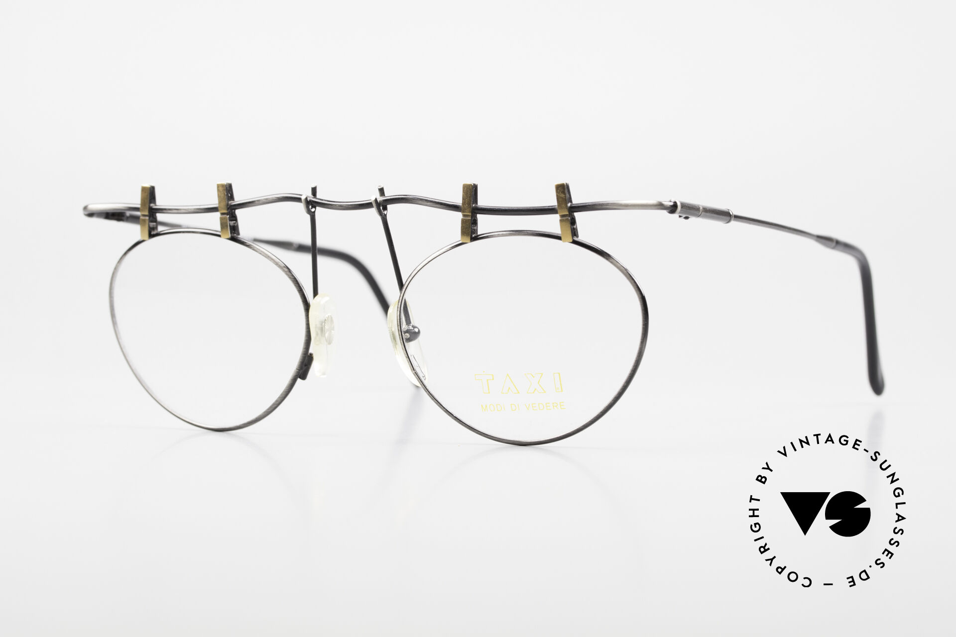 Taxi eyeglasses clearance