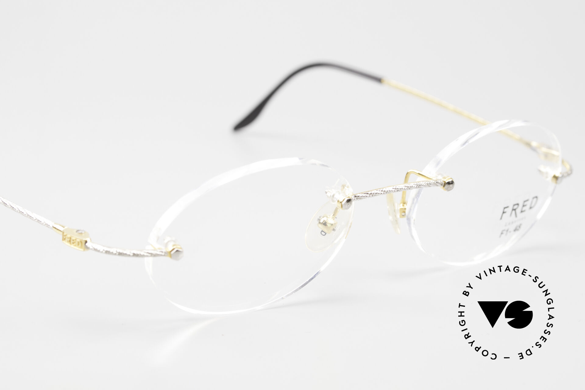 Luxury eyeglasses shop