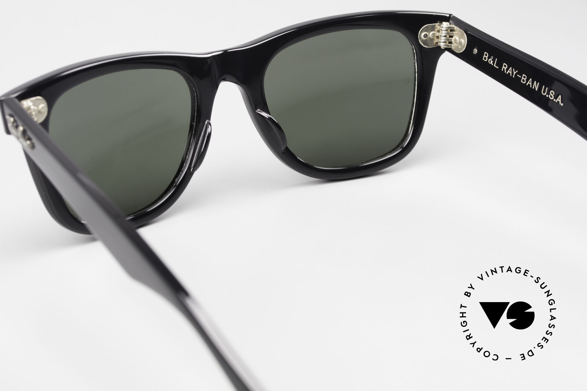 Wayfarer store small size