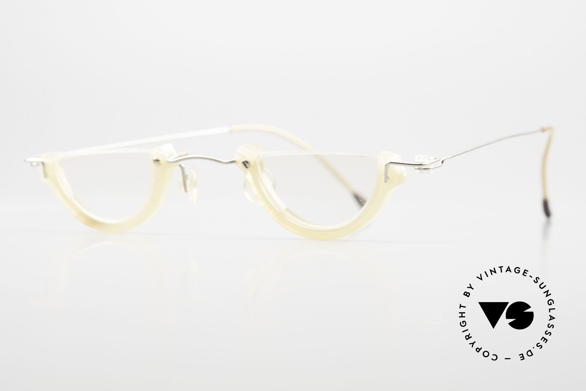Reading glasses silhouette store