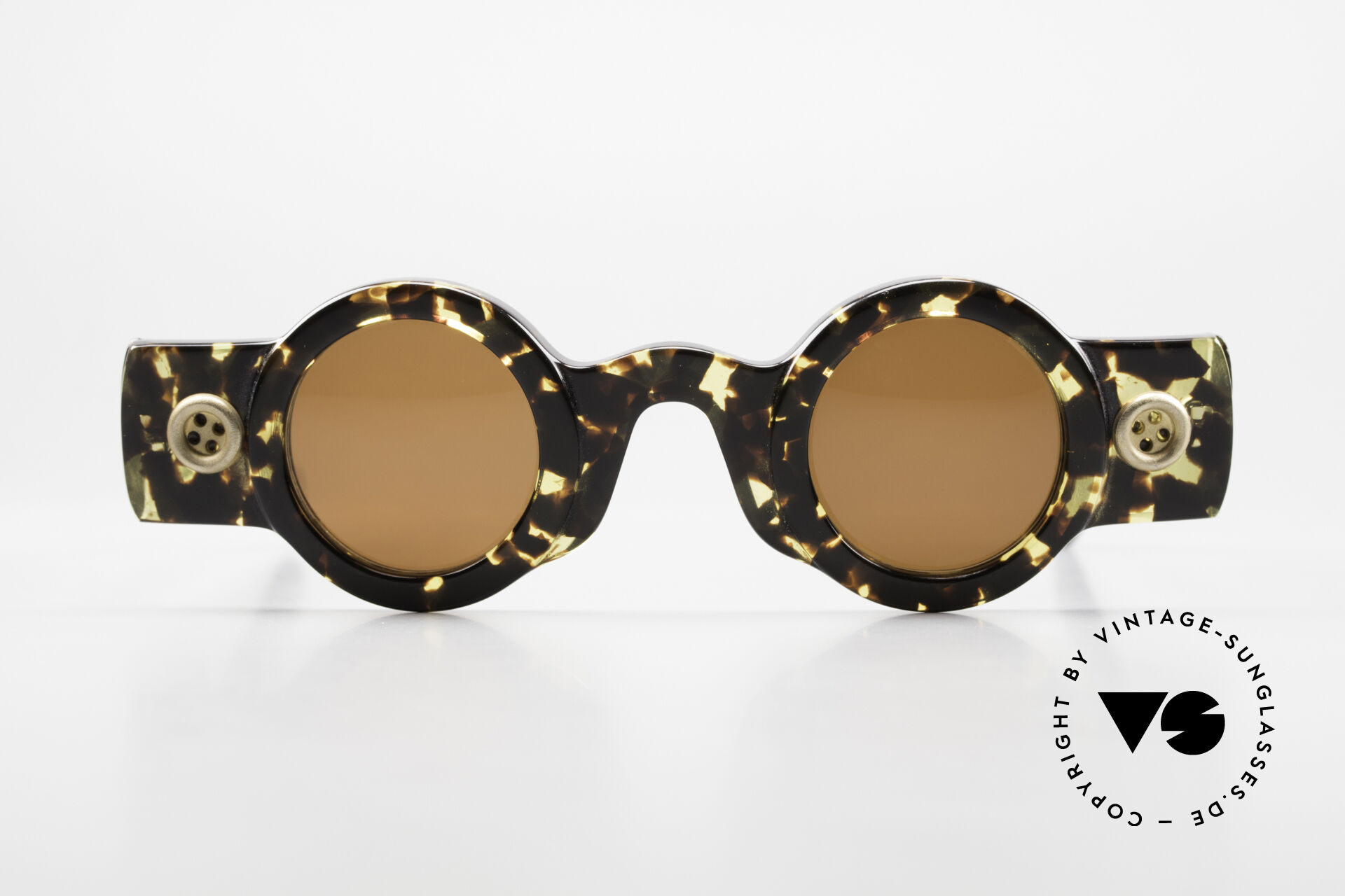 Sunglasses Patrick Kelly Peanut 32 Sunglasses With Buttons