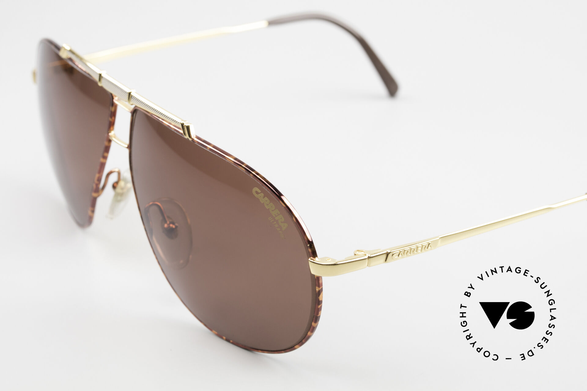Lunettes De Soleil Carrera Vintage - Modèle 5401 - Monture Dorée Carrée - Occasion