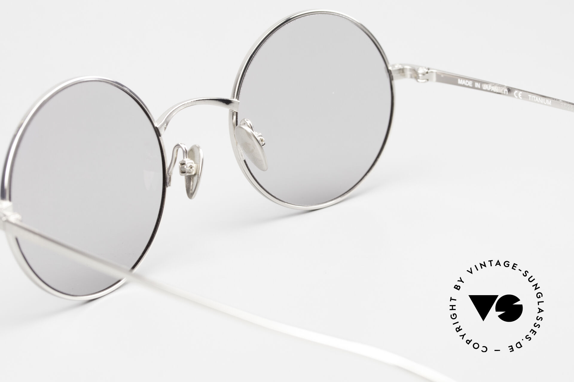 Round vintage sunglasses 2025