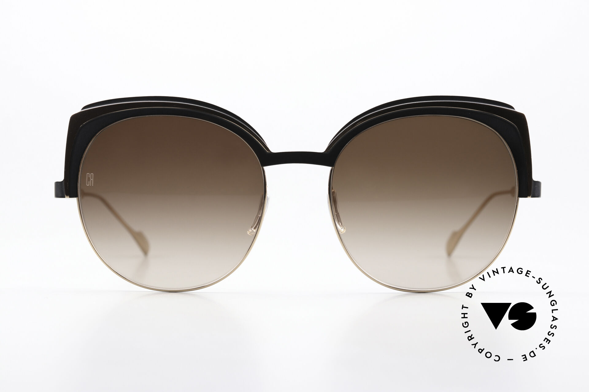 Caroline Abram X-Quise 1 Large Sixties Style Design
