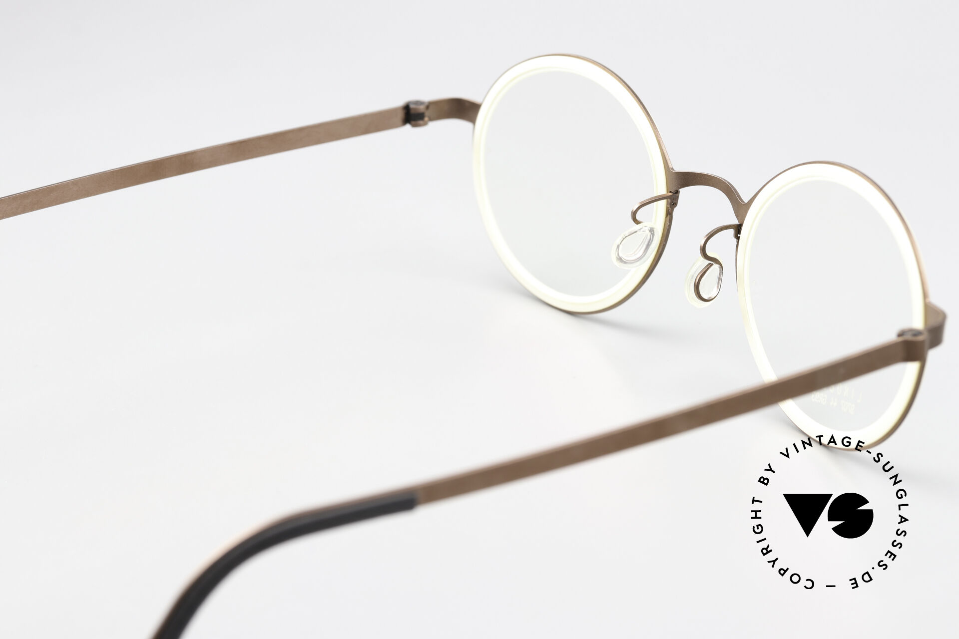 LINDBERG眼鏡　LＡＲＡ Glasses Lindberg 9707 Strip Titanium Round Titanium Frame Unisex