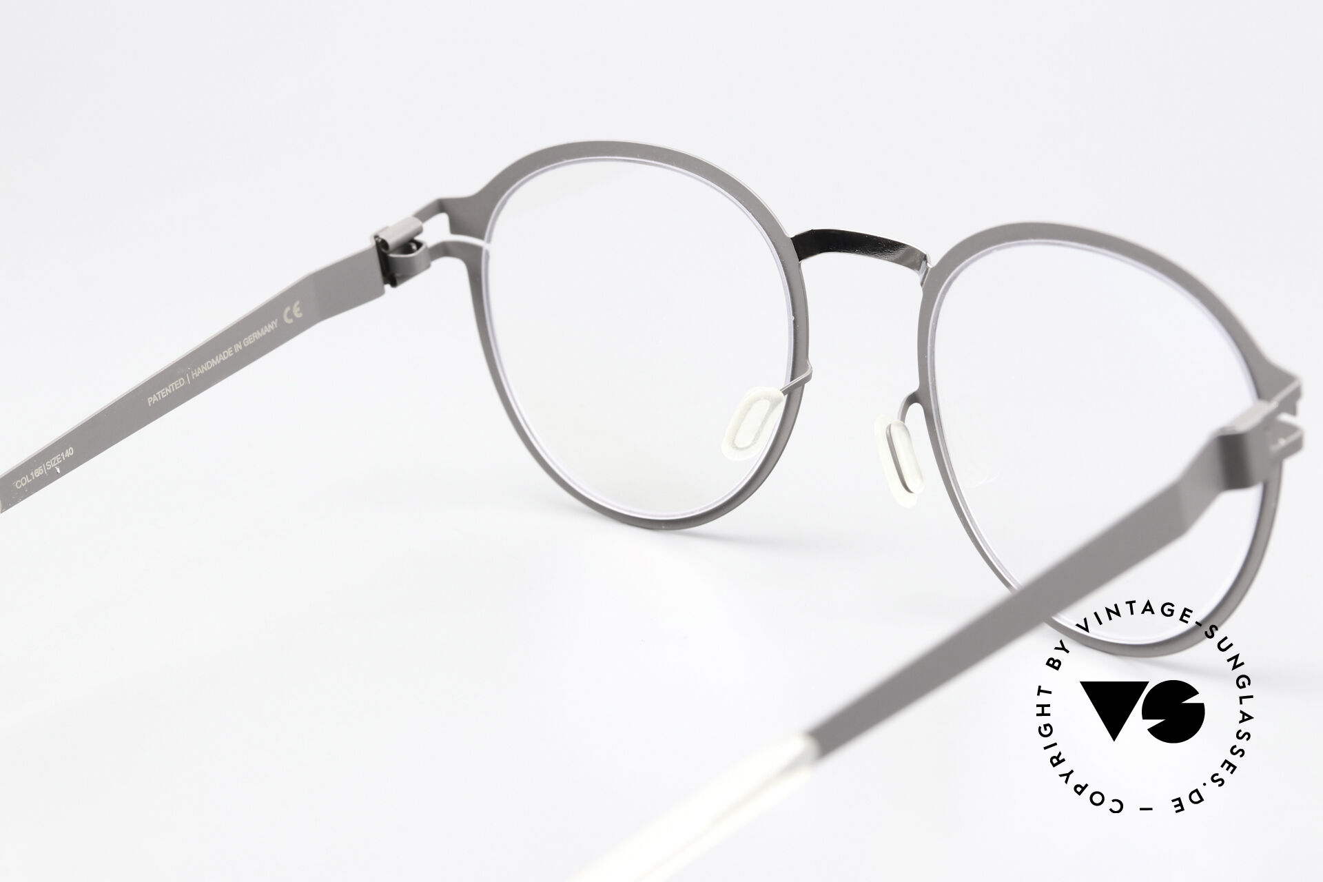 サングラス Mykita Mykita - BERNIE - silver white (BERNIE SILVER WHITE) MYKITA - Bernie Sunglasses | Specs Collective