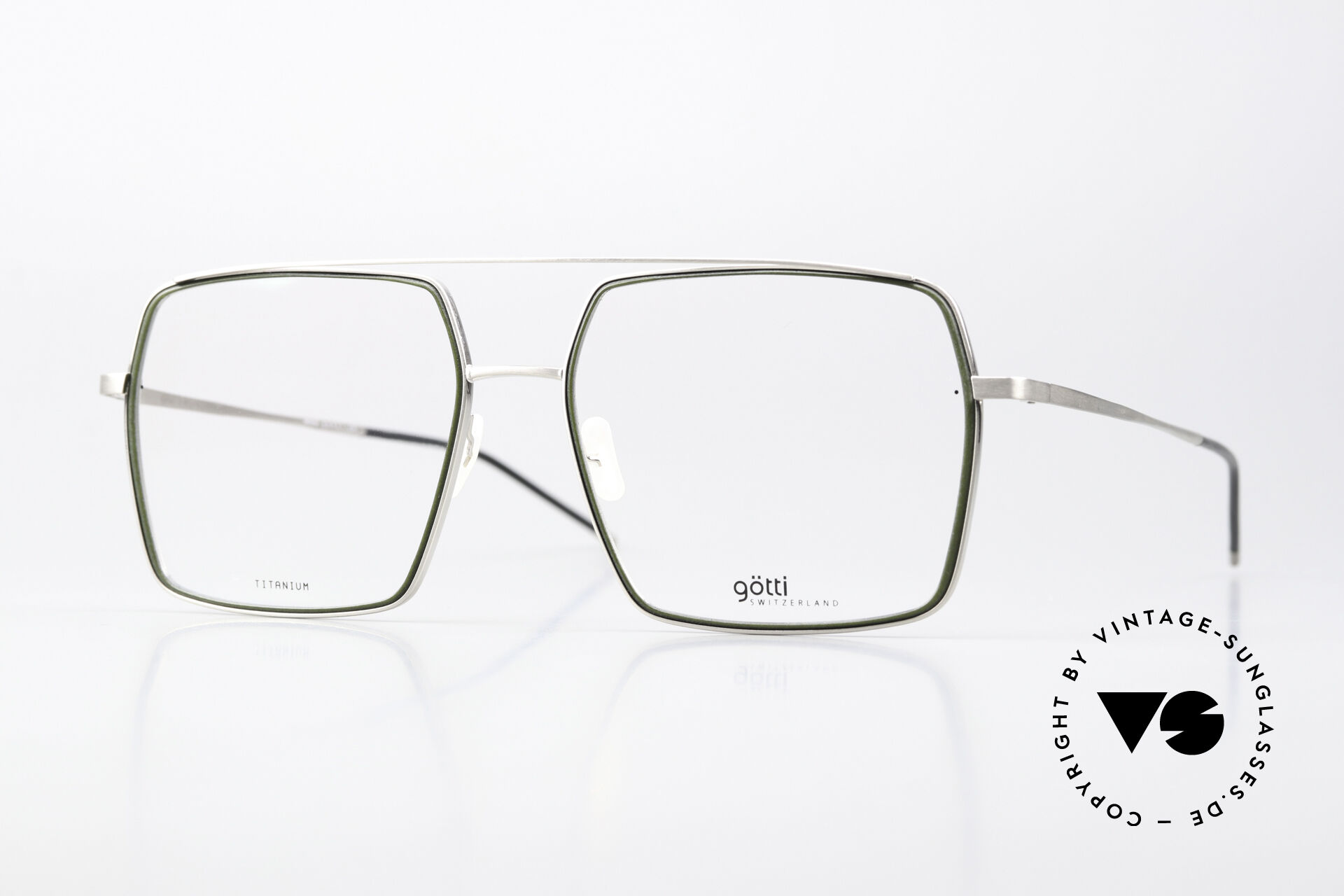 Drake gold glasses outlet