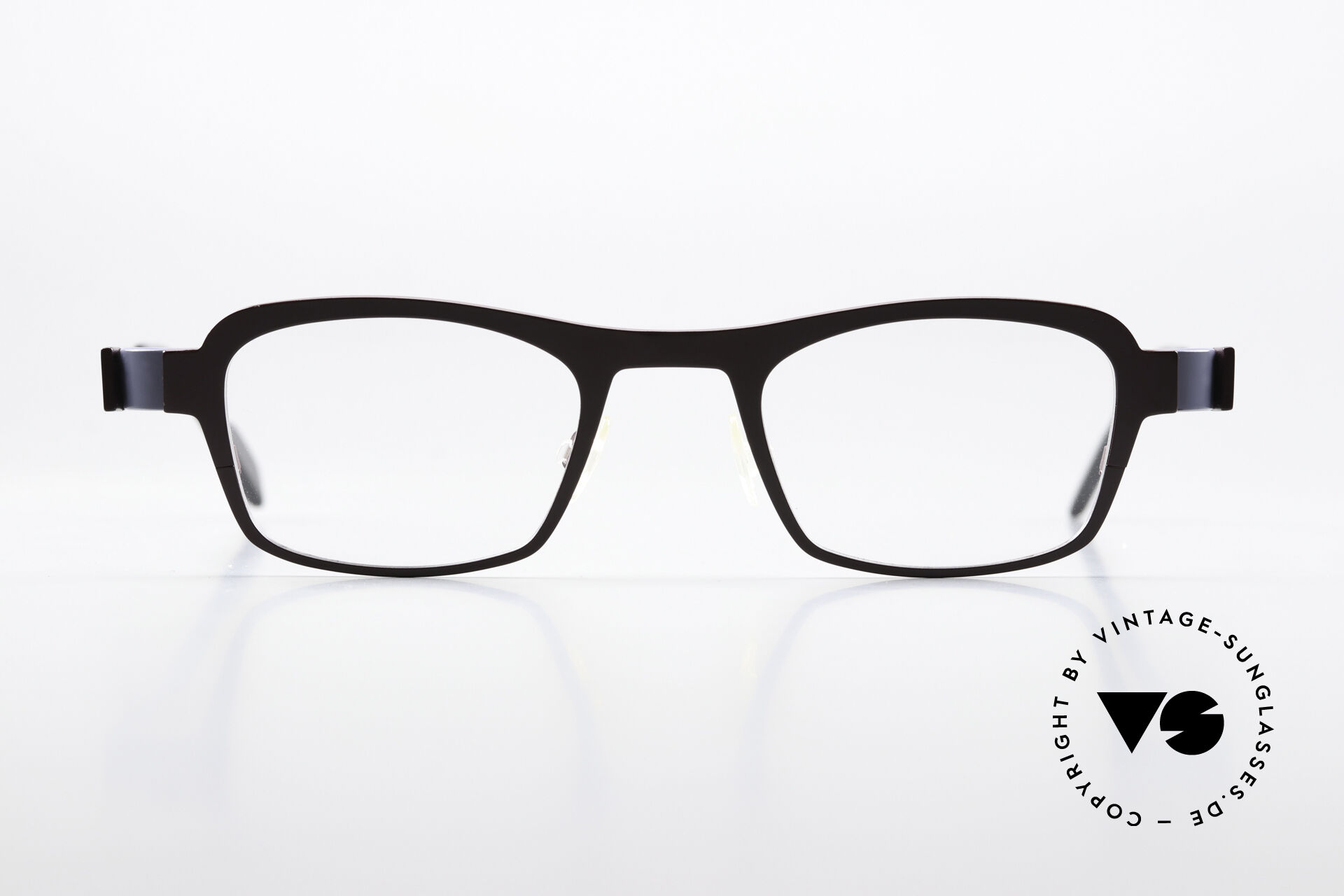 Designer titanium glasses online