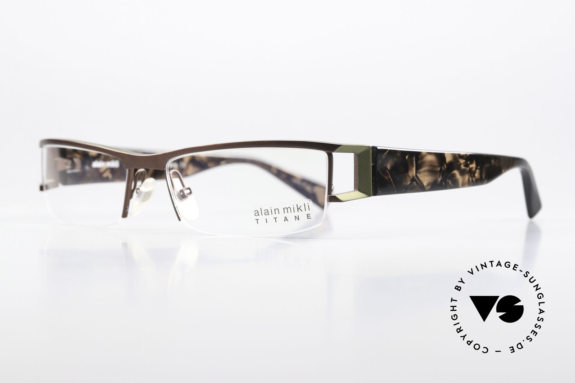 Alain Mikli AL0867 Titanium Designer Eyewear