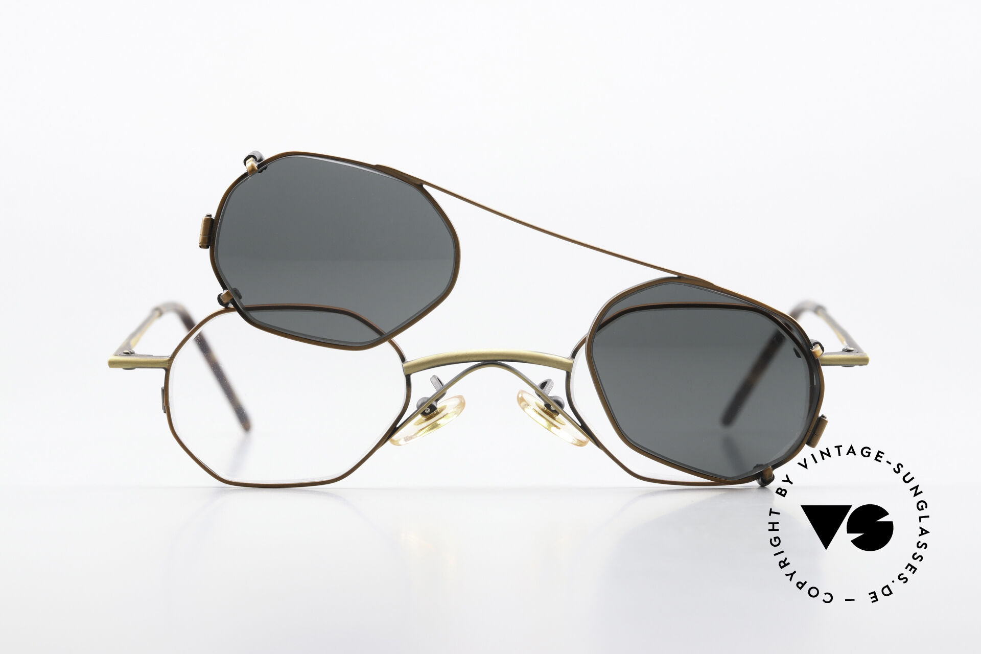 小物 Christian roth Design sunglasses Sunglasses Christian Roth 2401 Small Frame With Sun Clip