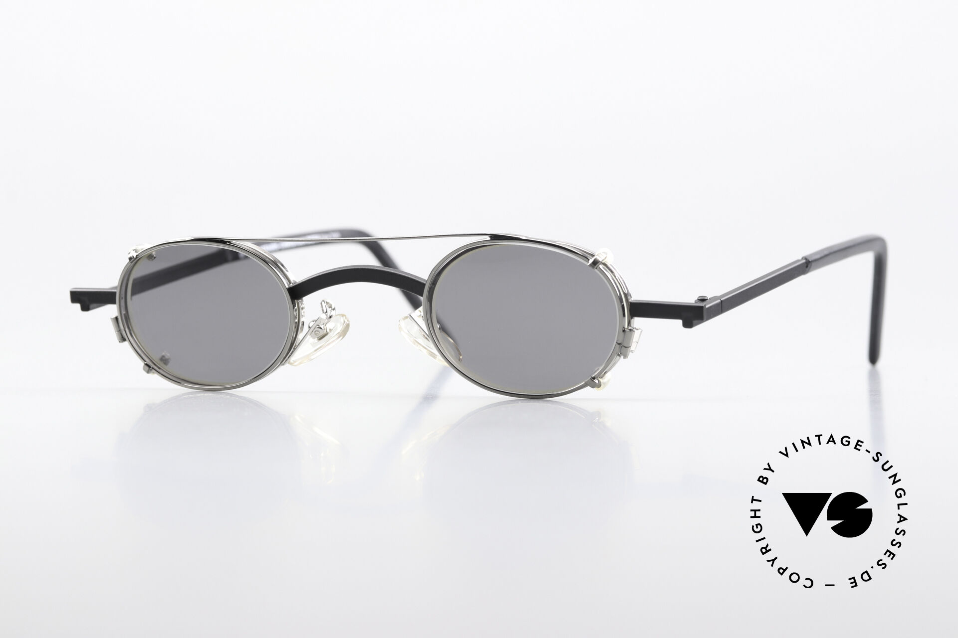 Sunglasses Christian Roth 2505 Oval Frame Silver Clip On