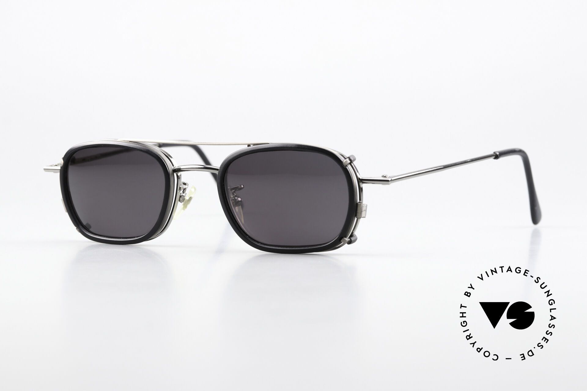 Elegant Christian Roth Vintage Sunglasses with Metallic Frame Authentic Christian Roth Vintage Purple Sunglasses Mod 14207  main image 4