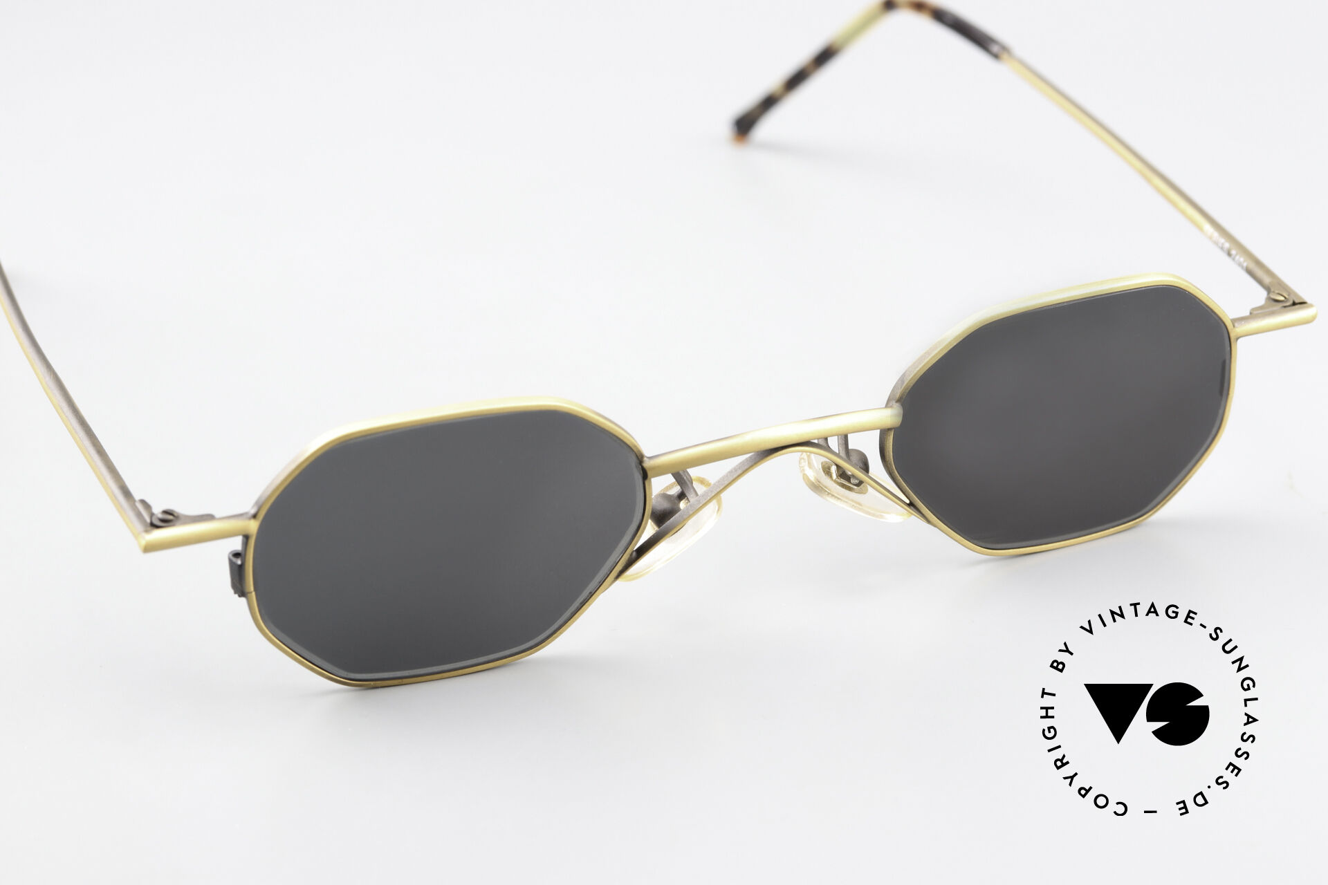 Sunglasses Christian Roth 2401 Optical Affairs From 1992