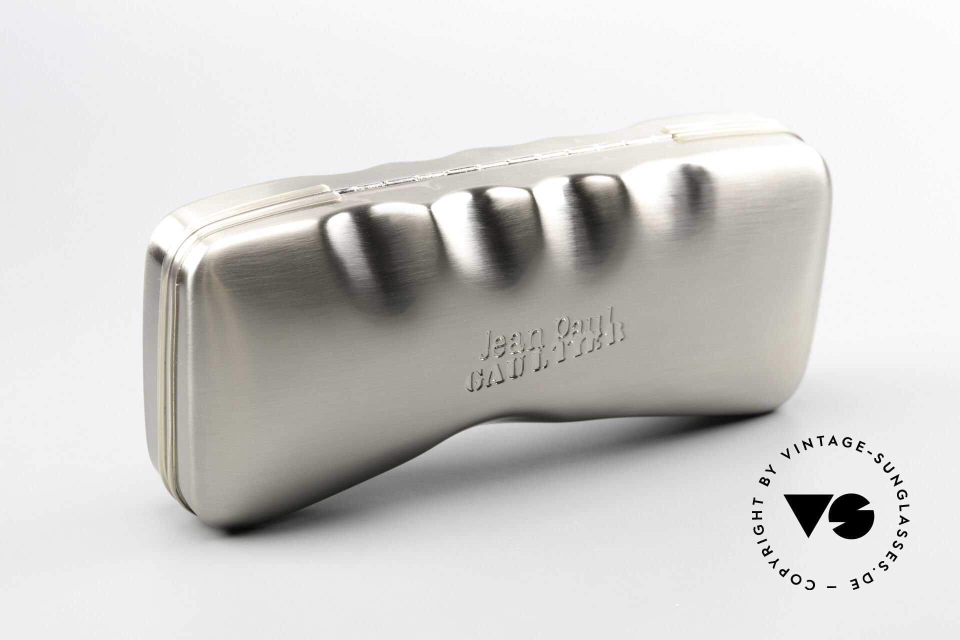 【美品】jean paul gaultier　サングラスケース　シルバー Sunglasses Jean Paul Gaultier _Case Old Original Gaultier Case