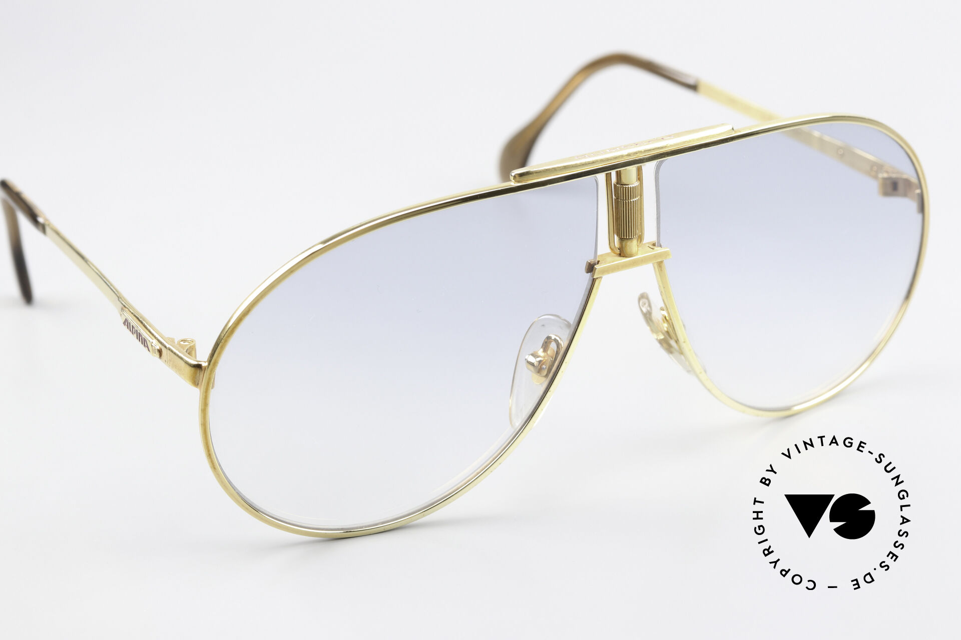ALPINA サングラス　ヴィンテージ VINTAGE ALPINA SWING SHIELD SUNGLASSES FOR EYEGLASSES MADE