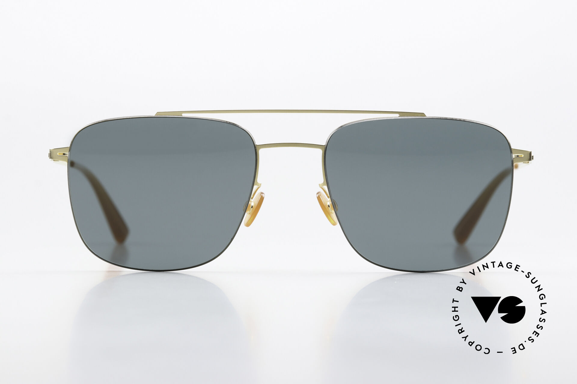 サングラス Mykita SS25 Unisex SUNGLASSES (MMTRANSFER004 267 GOLD) Mykita Crosby Sunglasses | FREE Shipping - Go-Optic.com