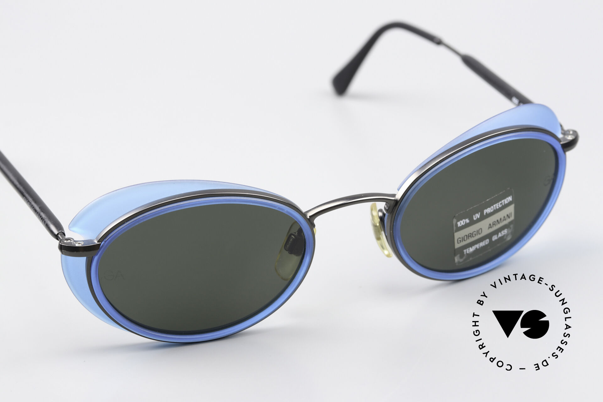 は自分にプチご褒美を Side 666 Armani Giorgio Sunglasses Shields Oval Frame 小物