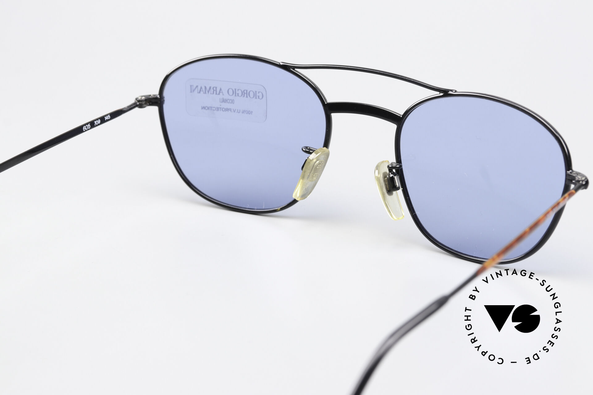 Sunglasses Giorgio Armani 605 Sunglasses Classics 1990's