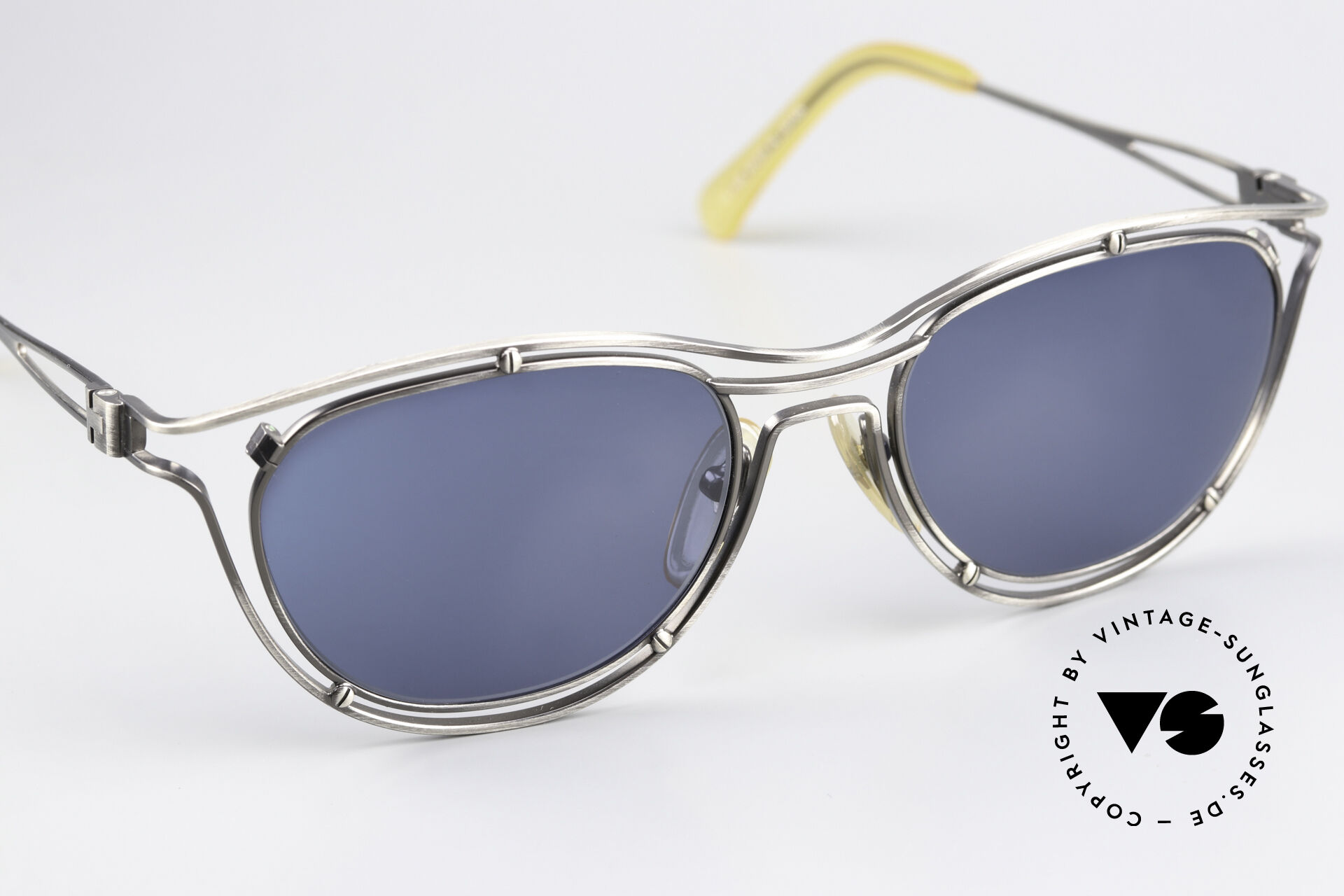 Brand new never used designer authentic sunglasses 13 Designer Sunglasses Worth the Investment main image 3