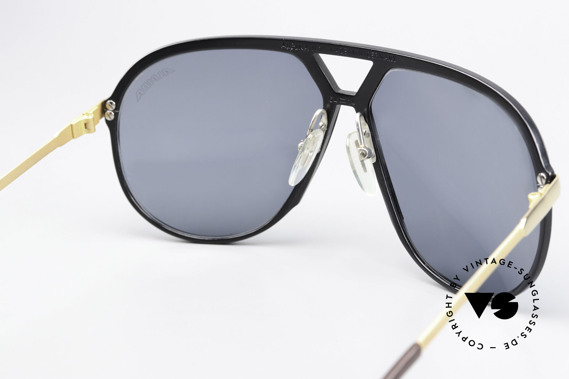 Sunglasses Alpina M1 Black Gold Black Version