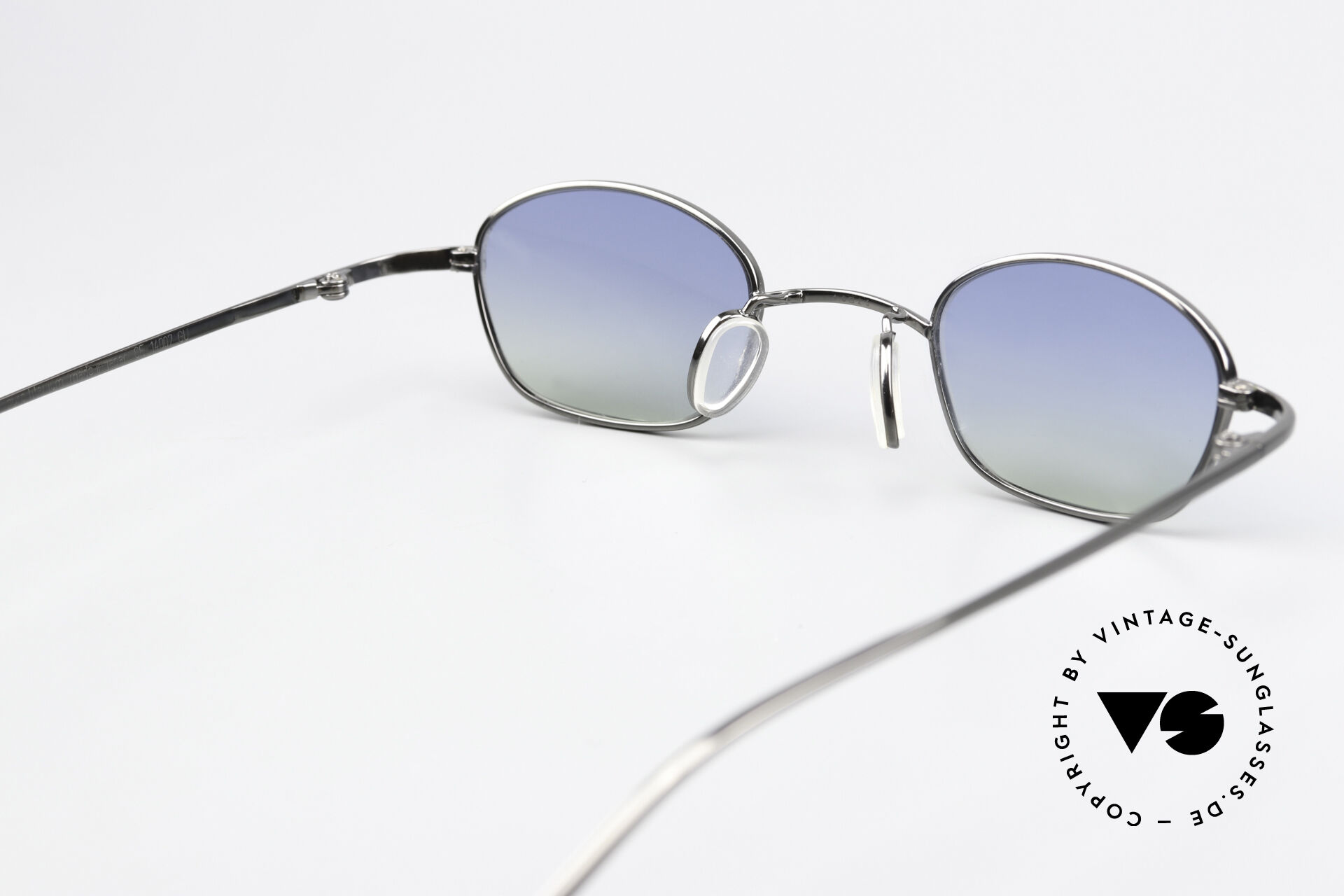 小物 christian roth pure titanium sunglasses Sunglasses Christian Roth 14007 Pure Titanium Sunglasses