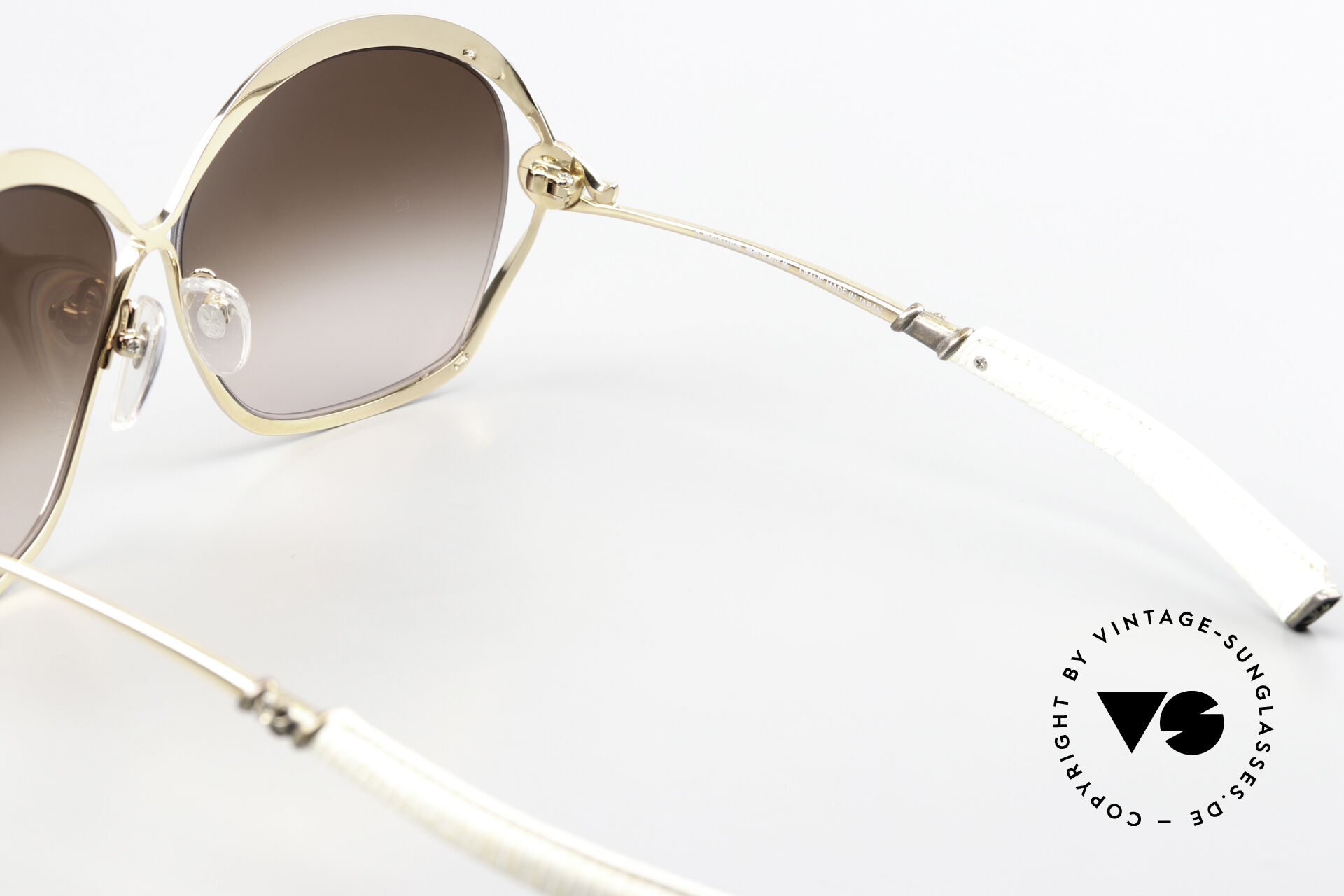 CHROME HEARTS Sunglasses FLUFFER GP-WTTL 61-13 132 Sunglasses Gold White Japan s-l1200.jpg main image 4