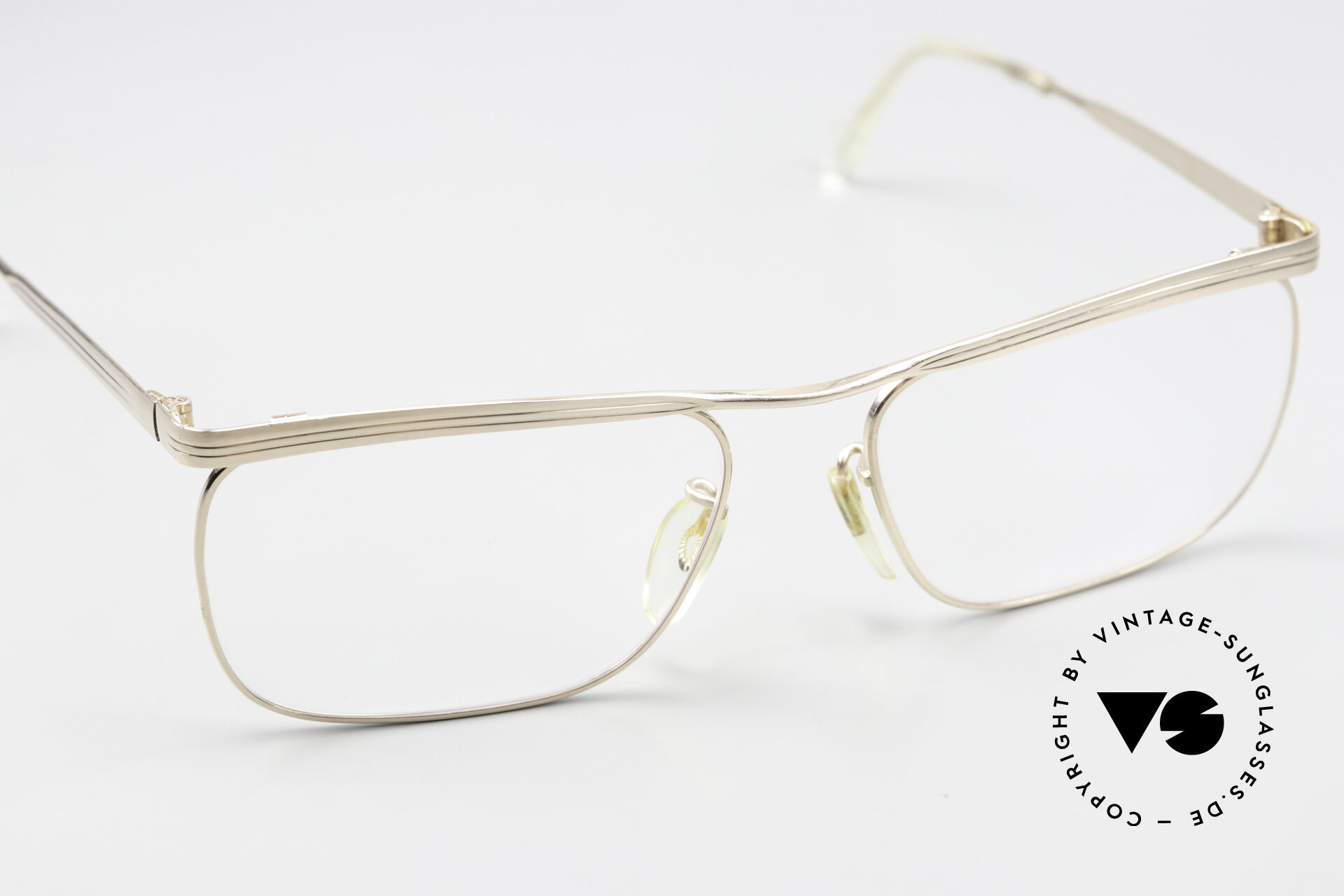 Rodenstock Locarno 135 ロカルノ 12K張りビンテージ Rodenstock Locarno 135 ロカルノ 12K張りビンテージ - メルカリ