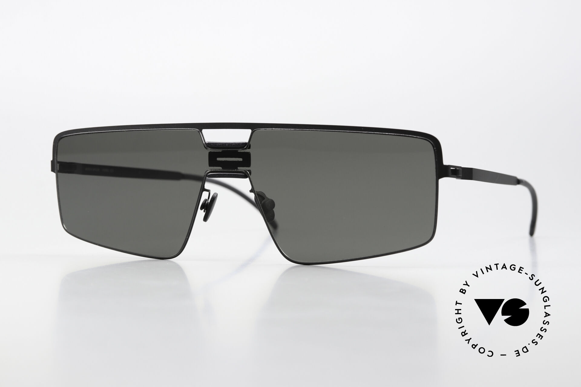 Sunglasses Mykita Mylon Soy Black Pitch Black Dark Grey