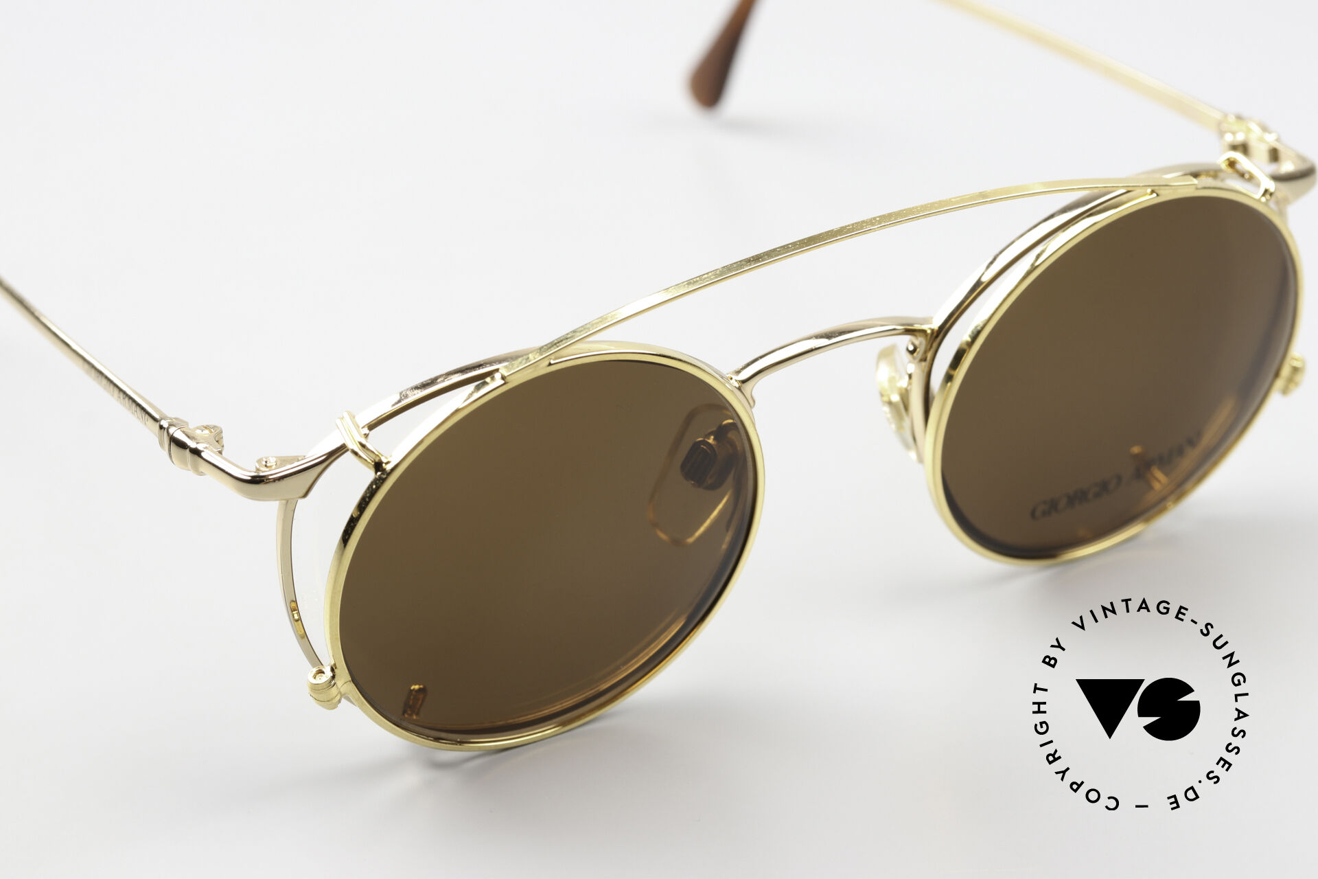 Giorgio Armani Gold Frame Round Glasses.(With prescription)
Condition: Excellent Giorgio Armani 148 Vintage Eyeglasses Round Color Gold  main image 3