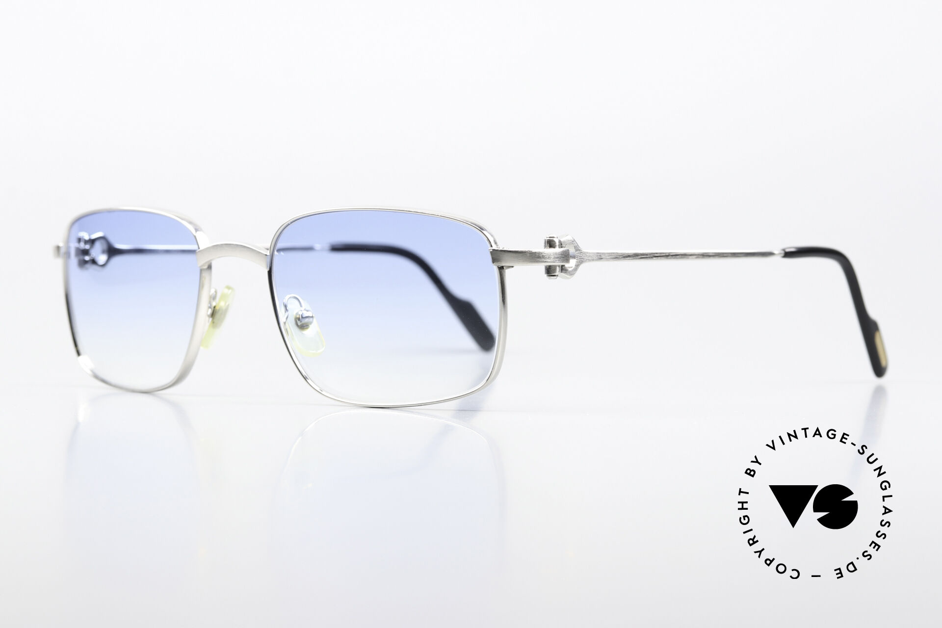 Sunglasses Cartier Temper - L Light Blue Gradient Lenses display picture 3