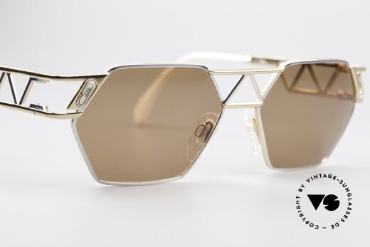 Cazal 960 90's Designer Sunglasses, original CAZAL sun lenses with 'UV Protection' mark, Made for Men and Women