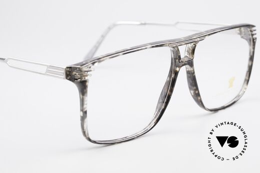 Neostyle Rotary Prestige 33 Titan Frame 80's Eyeglasses, NO retro eyeglasses, but a real 30 years old unicum!, Made for Men