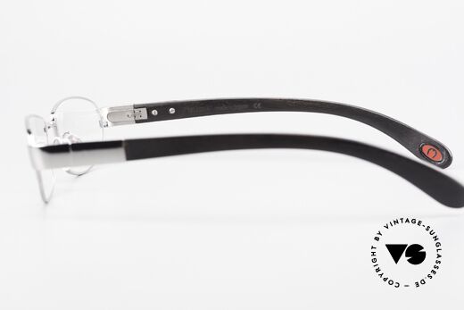 Bugatti 530 Ebony Titan Ruthenium Frame, this model is definitely at the top of the eyewear sector, Made for Men