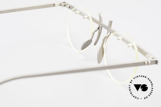 Theo Belgium Tita VI 3 Crazy Eyeglasses Titanium 90s, DEMO LENSES can be replaced with optical / sun lenses, Made for Men and Women