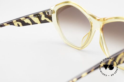 Paloma Picasso 1463 Optyl Sunglasses 90's Ladies, of course never worn (as all our old 90's treasures), Made for Women