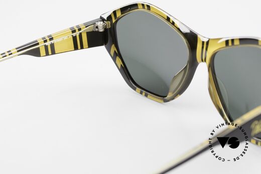 Paloma Picasso 1463 90's Ladies Sunglasses Optyl, of course never worn (as all our old 90's treasures), Made for Women